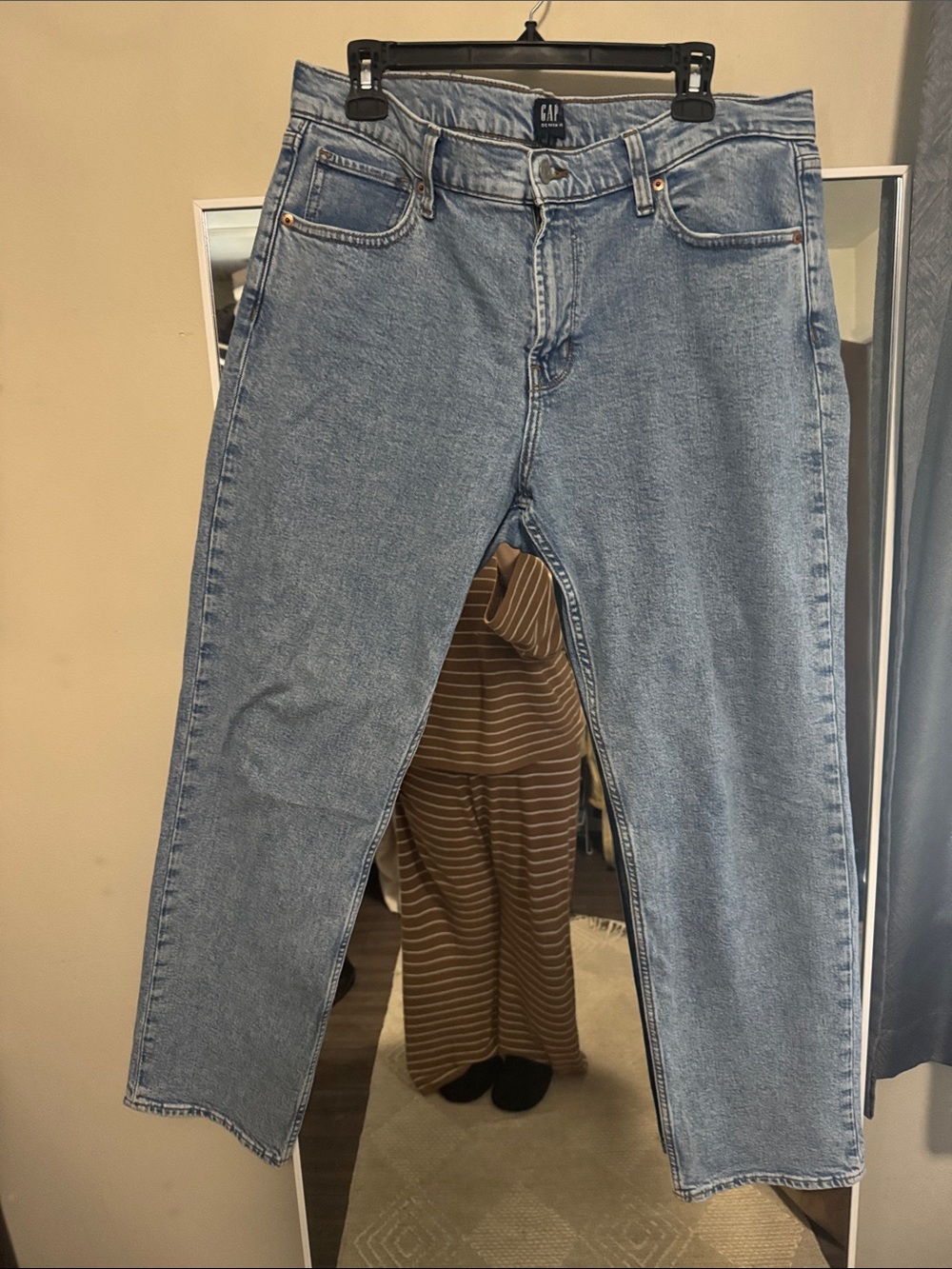 GAP Mid-Rise Straight-Leg Light Blue Denim Jeans